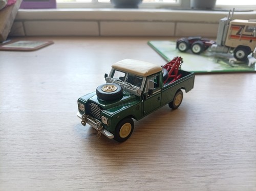 Corgi land rover series - land,