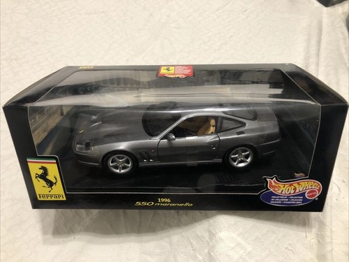 Hot wheels ferrari 1996 - 1:18,