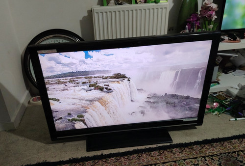 Sharp toshiba 40in led - toshiba, flat