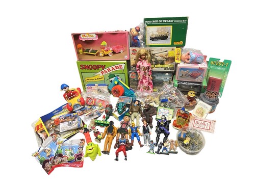 Large vintage toy job - large, lot