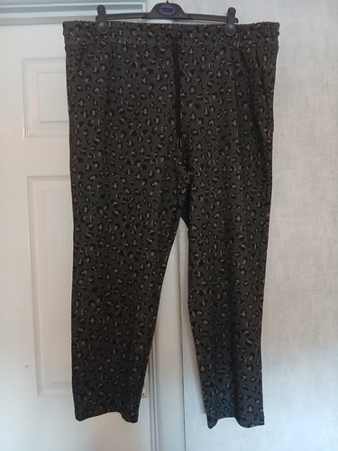 Sainsburys joggers - tu,