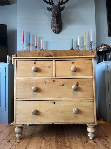 Antique victorian pine - antique, chest