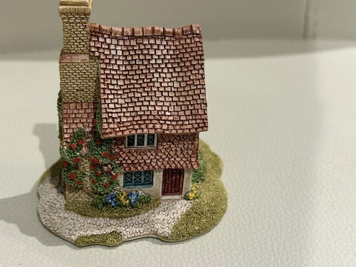 Lilliput lane primrose - lilliput,