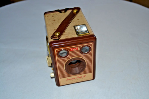Vintage kodak brownie box - ,