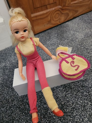 Vintage sindy doll - vintage,