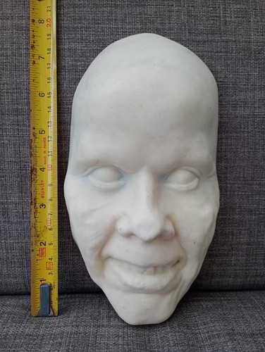 Life size full - 1:1,