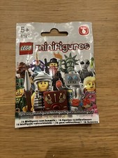 Lego Minifigure Series 6 - ROMAN SOLDIER - 8827 New, unopened, Factory sealed