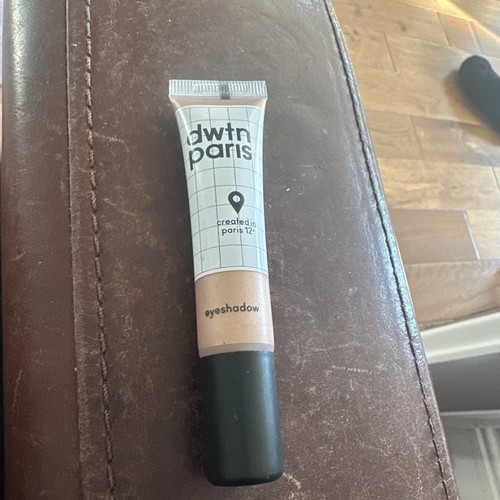 Dwtn paris liquid - eyeshadow, in