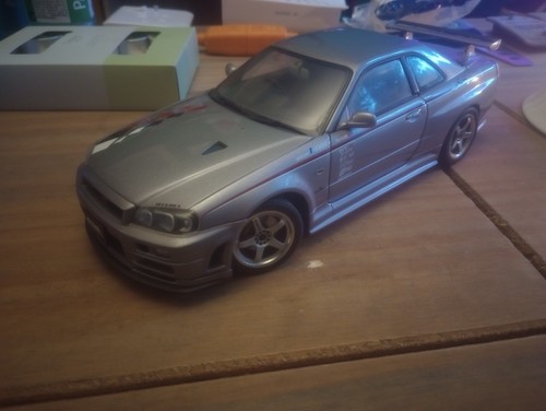 Autoart nissan skyline - autoart,