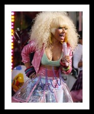 Nicki Minaj Autograph Signed &