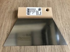 Roberts 180mm A2 V Notched Adhesive Blade Spreader Trowel Wooden Handle