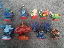 9 x Skylanders red base