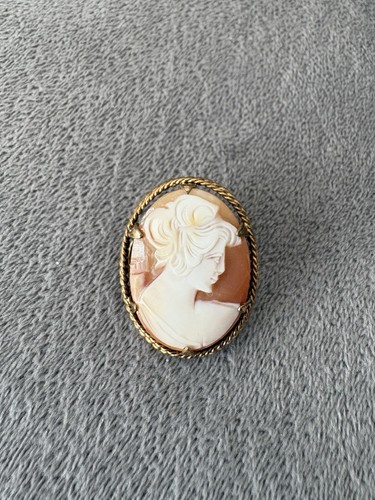 Antique shell cameo pendant - antique,