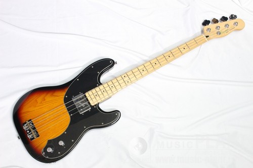 Squier fender 2011 vintage - by,