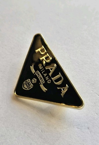 Prada pin badge - prada,