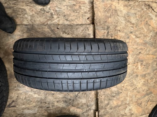 Tyre 245 19 pirelli - x,