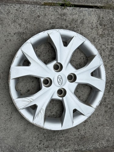 Hyundai i10 wheel trim - hyundai,