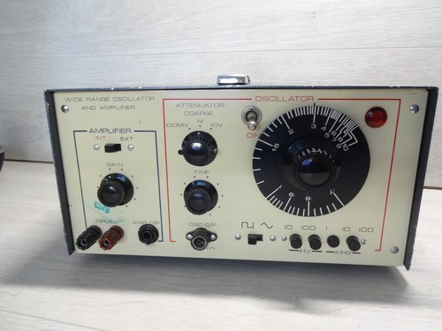Wide range oscillator - wide,