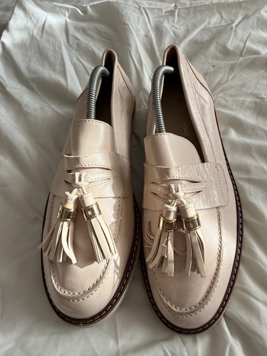 Russell and bromley stuart - russell,