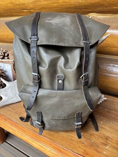 Vintage 1986 green swiss - swiss, army