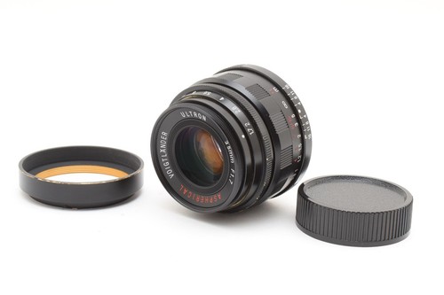Near mint voigtlander ultron - [near,