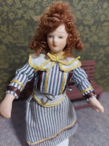Dolls house 12th scale - dolls,