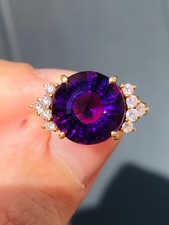 Stunning Vintage natural Royal