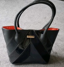 RI River Island Small Black