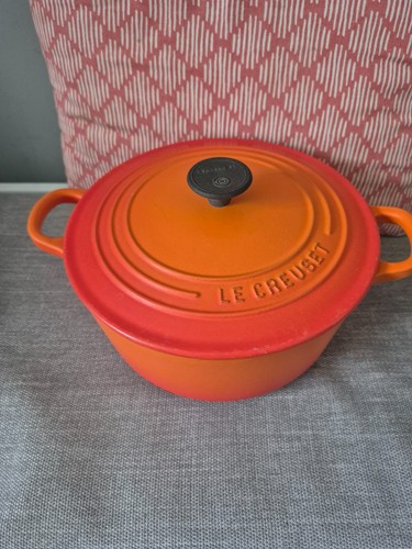 Creuset round volcano - le,