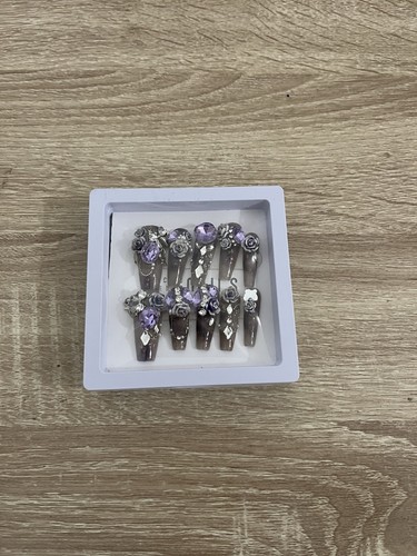 Handmade press nails - press-on,