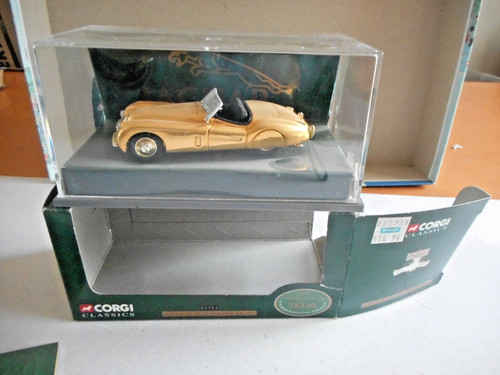 Corgi 02903 gold plated - corgi, jaguar
