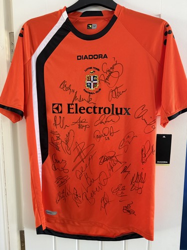 Signed original luton - signed, fc