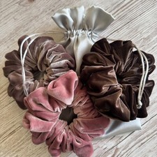 3 Premium Large Velvet