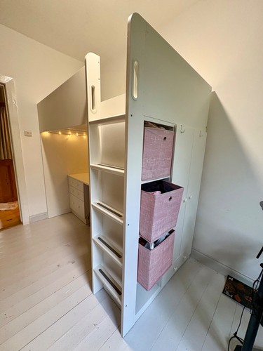White ikea smastad loft - white,