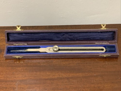 Antique cased threadwell - antique,