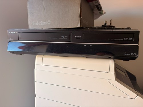 Toshiba dvd recorder vcr - dvd, combo