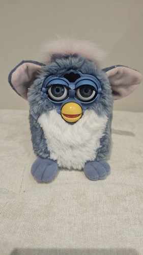 Hasbro 1999 vintage furby - 1999,