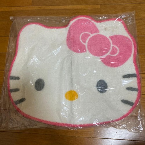 Sanrio hello kitty rug 2002 - kitty,