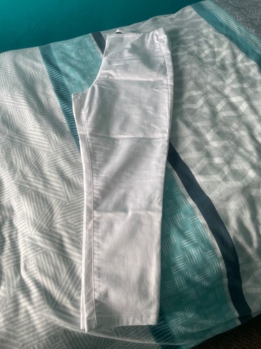 White capri trousers - capri, english