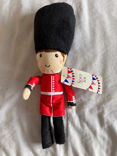 Aldi kevin the carrot bearskin - aldi,
