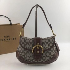 Coach CJ814 Soho Bag Signature