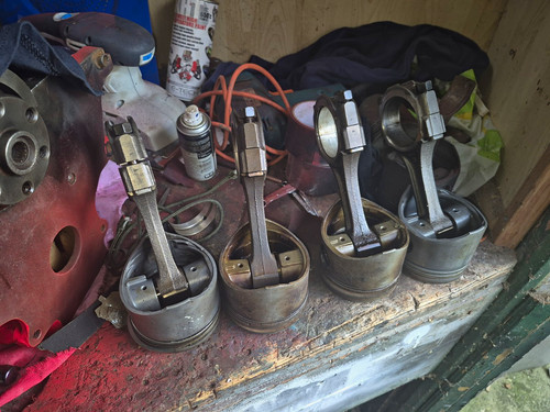 Pinto pistons and rods - pistons,