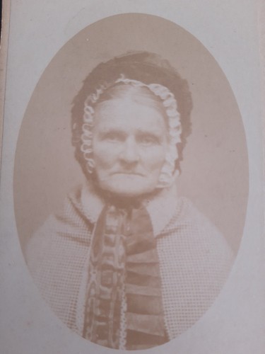 Cdv sad looking - cdv,