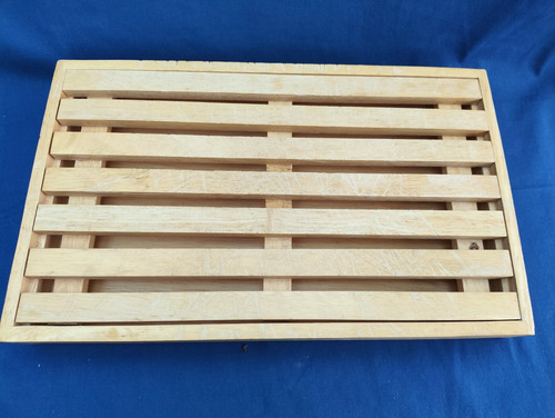 Vintage bread cutting board - bread,