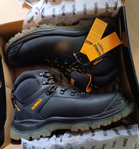 Dewalt newark men - men's, waterproof