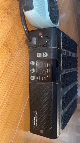Motorola gm300 uhf - motorola,