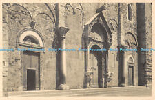 R435920 Bari Basilica S Nicola Favia Piazza Umberto