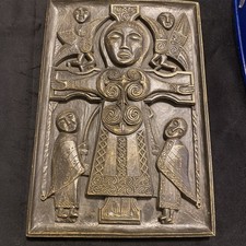 Celtic Style Resin Wall Plaque