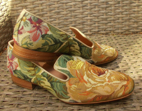 Church ladies damask flora - church's,