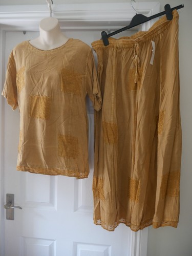 New skirt suit yellow gold - new,